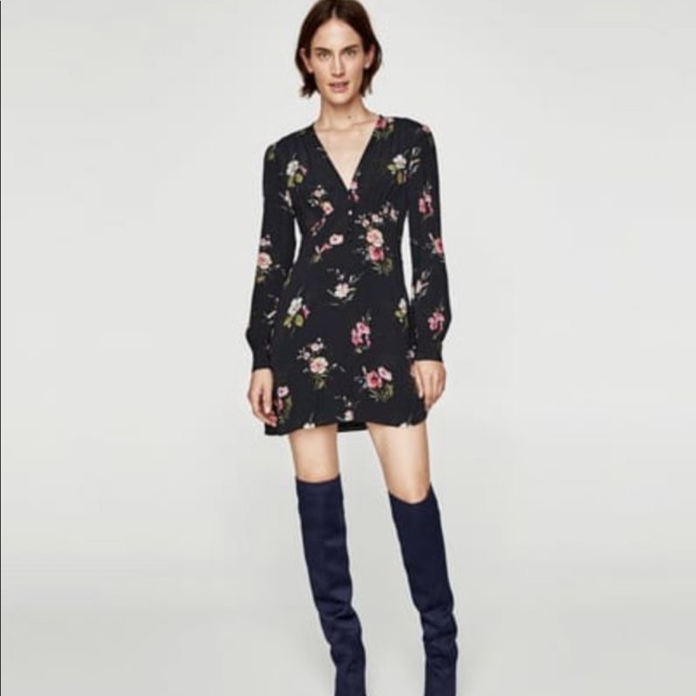 Zara mini dress size L
